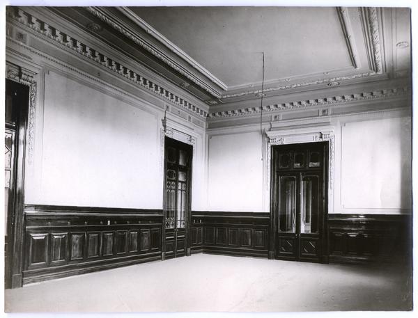 [Biblioteca Nacional 1923. Salones interiores, primer piso]