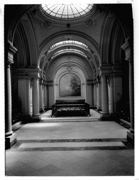 [Biblioteca Nacional. Rotonda y cúpula del segundo piso]