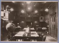 Guillermo Feliú Cruz; en la Sala José Toribio Medina, de la Biblioteca Nacional