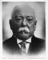 Valentín Letelier en 1918, un año antes de su muerte Valentín Letelier en 1918, un año antes de su muerte