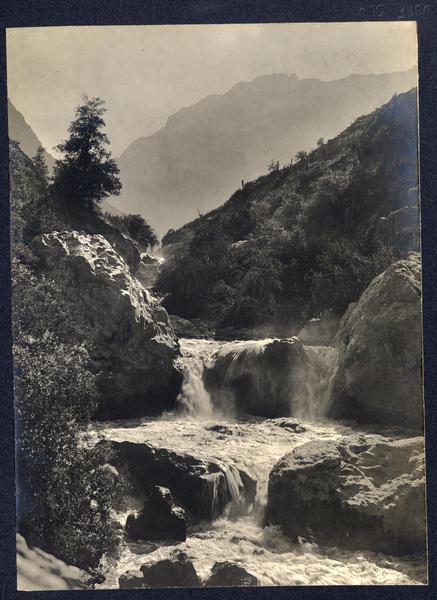 [Cascada del Río Colorado]