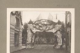 Valdivia, arco en la plaza principal