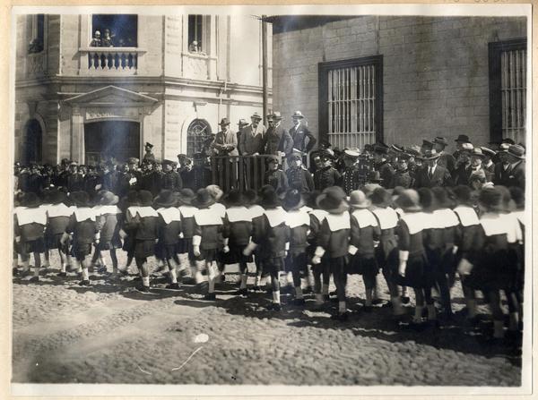 [Recibimiento que se le hizo en Tacna, Perú a Pershing]