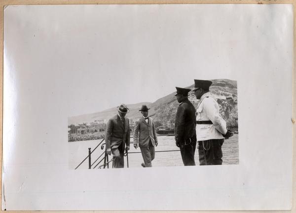 [Lassiter, llegada al puerto de Arica]