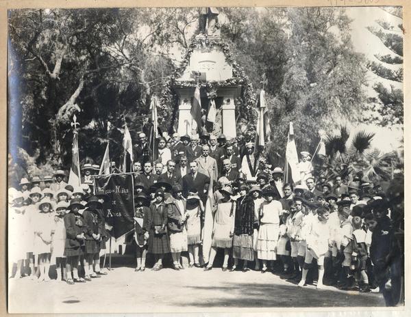 [Manifestación de aprecio que hacen los comités patrióticos de Arica a los veteranos del '79 que se encuentran en Arica]