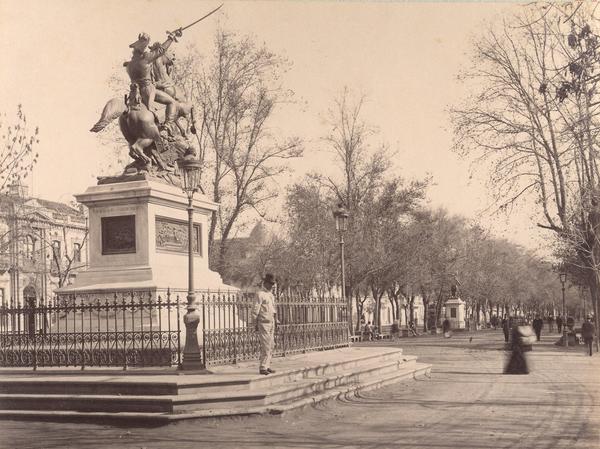 [Bernardo O'Higgins, estatua en la Alameda]