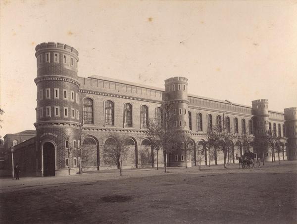 [Edificio : Arsenales de Guerra en Santiago]