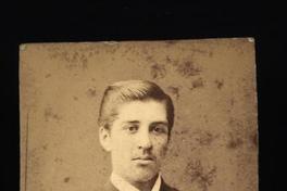 [Aspillaga, Subteniente de Granaderos a Caballo, retrato de medio cuerpo con uniforme]