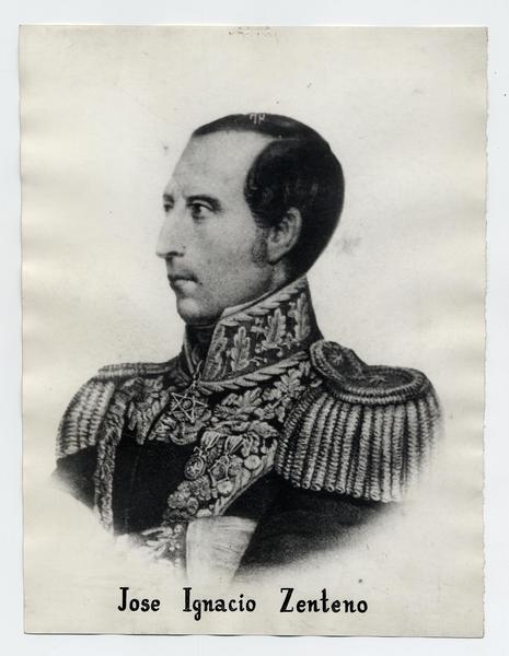 [José Ignacio Zenteno, retrato de medio cuerpo de perfil con uniforme]