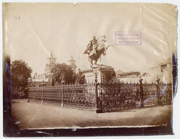 [Monumento a Simón Bolívar en Lima]