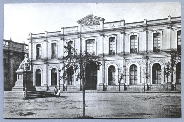 [Palacio del Tribunal del Consulado donde funcionó la Biblioteca Nacional]