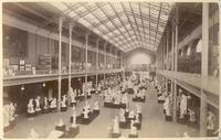 [Album de la Exposición Universal de París de 1889] : Galería de esculturas, Palacio de Bellas Artes]