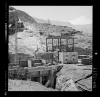 [Construcción de la casa de máquinas]