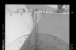 Chimenea de equilibrio, pique vertical de 80 m. de alto y 20 m. de diámetro