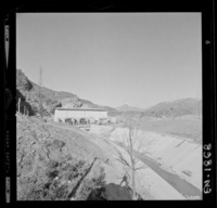 [Etapa de avance de la casa de máquinas, vista exterior]