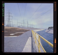 [Vista del canal de evacuación y del patio de alta tensión] : Inauguración de la Central Antuco, 22 de octubre de 1981