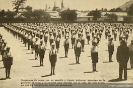 Revista de gimnasia en la Ciudad del Niño, 1943.