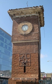 Torre reloj de la estacin Barn de ferrocarriles de Valparaso