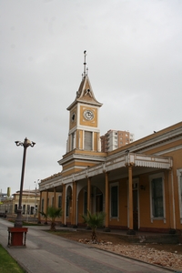 Estacin de Ferrocarriles Iquique a Pueblo Hundido (podra denominarse tambin "Estacin de Ferrocarriles Salitreros de Tarapac"; no confundir con la Estacin del Ferrocarril de Iquique a Pintados, que no es MN) (Edificio de la administracin)