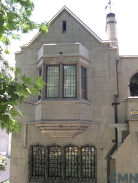 Casa ubicada en Av. Vicua Mackenna N 84 (llamada casa de las Grgolas) (Sede del Consejo de Monumentos Nacionales)