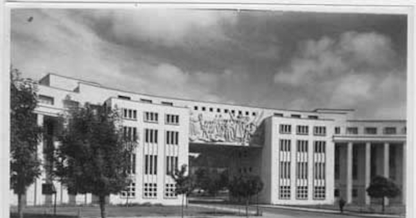 Universidad de Concepción: fachada del establecimiento educacional, 1940