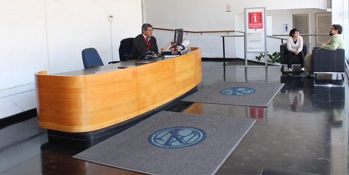 Recepci�n del edificio Archivo Nacional de la Administraci�n.