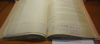 Decreto 604 de 1976. Priva de nacionalidad chilena a Volodia Teitelboim,