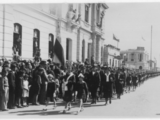 Medallas y eventos para mostrar a la escuela