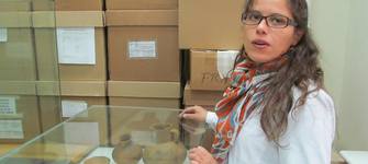 Mar�a Jos� Rodr�guez, administradora de la colecci�n del MRA.