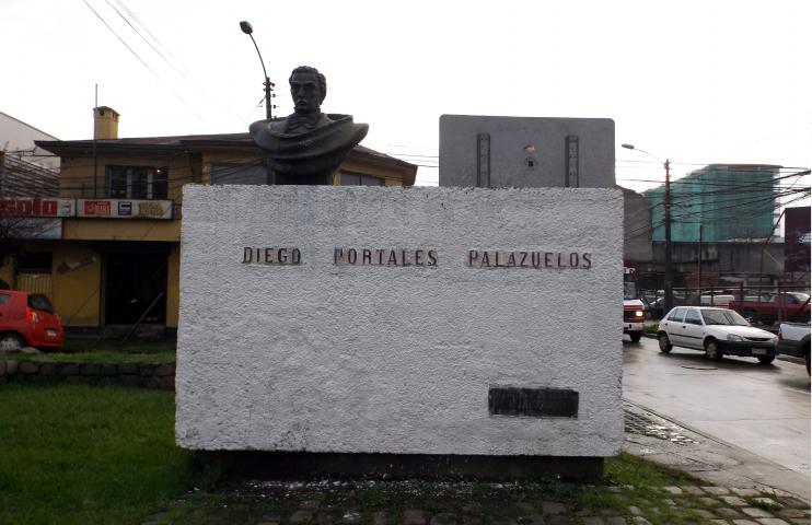 Imagen del monumento Diego Portales PaLazuelos