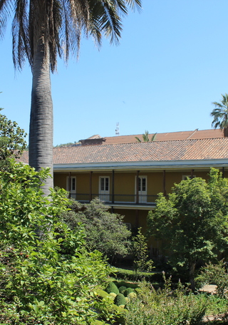 Patio p�blico Centro Patrimonial Recoleta Dominica