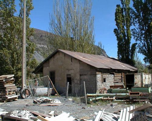 Imagen del monumento Construcciones existentes a lo largo del trazado del ex ferrocarril de Puente Alto a El Volcán