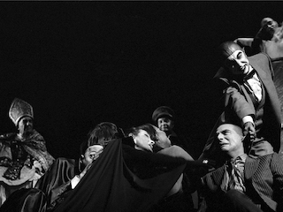 Detalle. Escena de la obra Los Negros. Luis Poirot