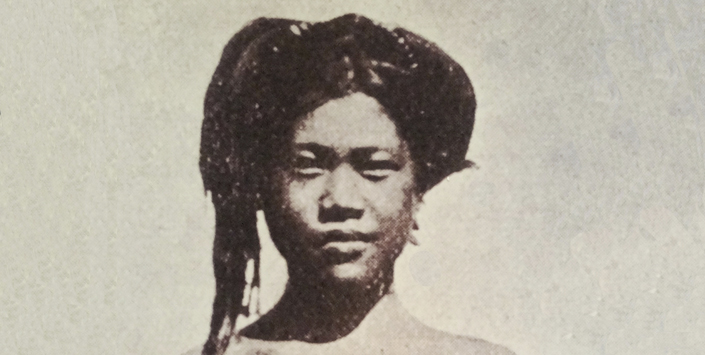 Imagen fotográfica mujer indígena (original), sin fecha Imagen fotográfica mujer indígena (original), sin fecha