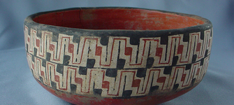 Puco de cermica policroma