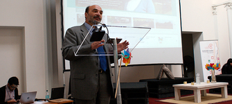 Director Dibam en encuentro