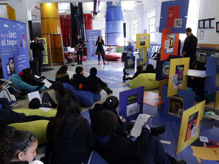 Lanzamiento de la campaa en la Biblioteca de Santiago