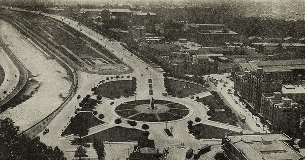 Pie de foto: Plaza Italia desde el aire en 1934