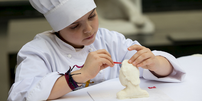 Taller escultura de chocolate