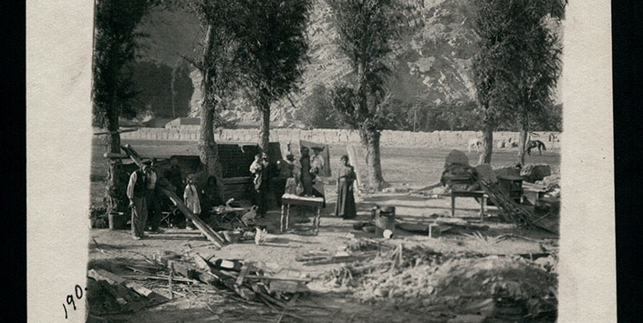 Familia en la intemperie