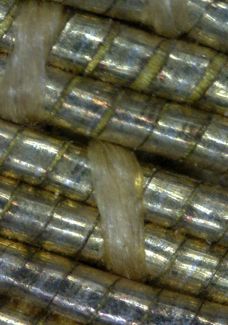 Hilo de lmina entorchada