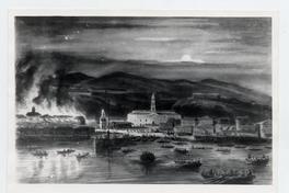 [Incendio en el sector del puerto Valparaíso, se ven botes con personas en la bahía]