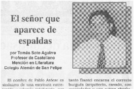 El señor que aparece de espaldas El señor que aparece de espaldas