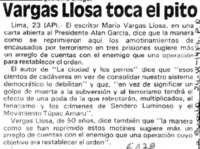 Vargas Llosa toca el pito. Vargas Llosa toca el pito.