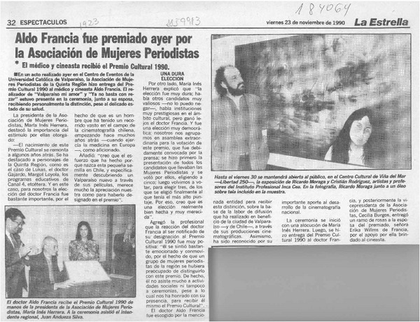 Aldo Francia fue premiado ayer por la Asociación de Mujeres Periodistas  [artículo].
