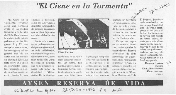 " El cisne en la tormenta"  [artículo] Hernán Ortega Parada.