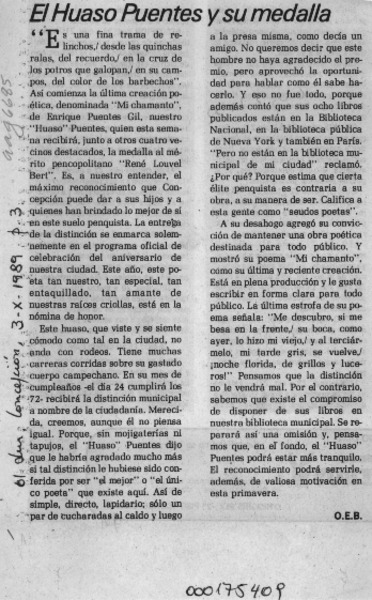 El Huaso Puentes y su medalla