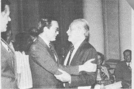 Entregados Premios Nacionales de Literatura, Historia y Arte  [artículo].