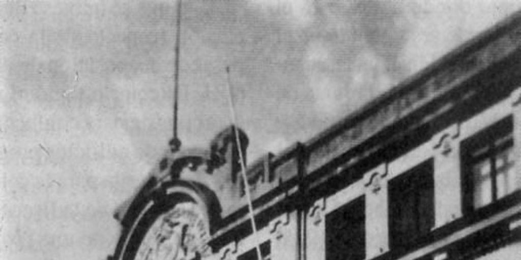 El primer edificio construido por la Universidad de Concepción en la calle O´Higgins N° 850, donde funcionaran la Escuela de Farmacia y otras reparticiones