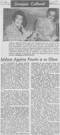 Isidora Aguirre frente a su obra.